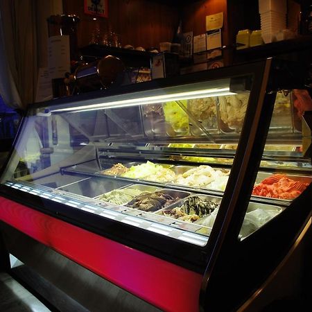 Hotel Dante Ponte nellʼAlpi エクステリア 写真