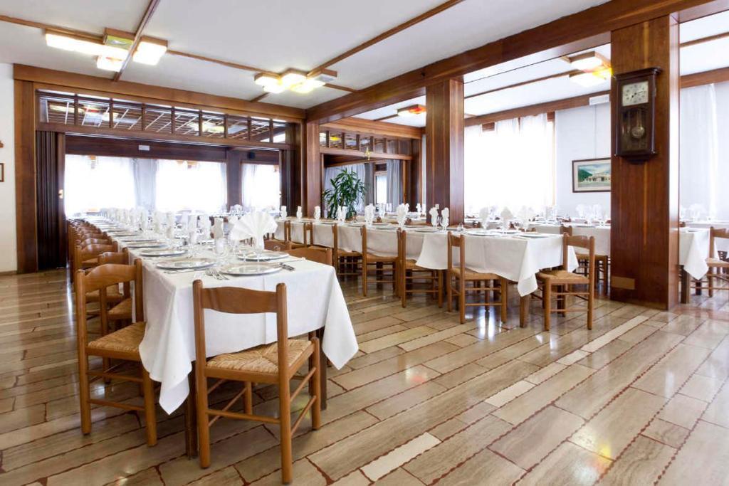 Hotel Dante Ponte nellʼAlpi エクステリア 写真